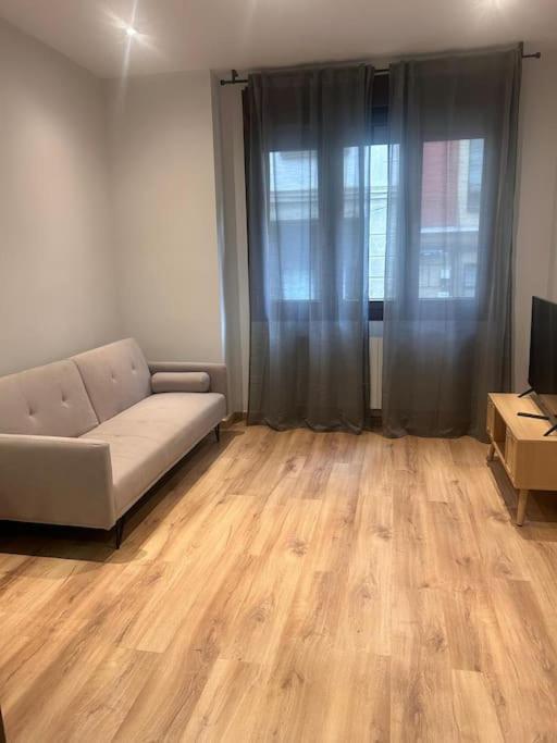 Coqueto Apartamento Cerca Del Casco Viejo Con Garaje Gratis Bilbau Exterior foto
